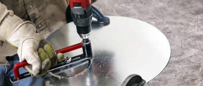 DIY milling compass for a screwdriver