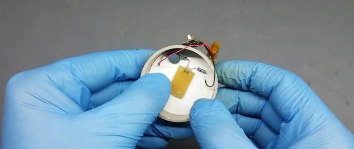 Automatische batteriebetriebene Schrankbeleuchtung zum Selbermachen
