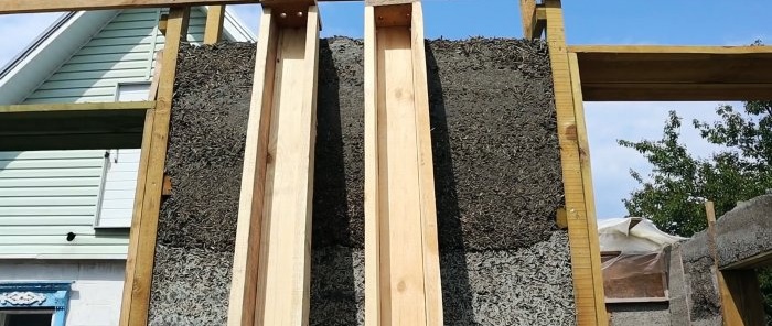 Teknologi mudah untuk membuat tiang konkrit yang licin dan kemas di rumah