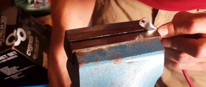 Jak vyrobit odporový svařovací stroj z autobaterie