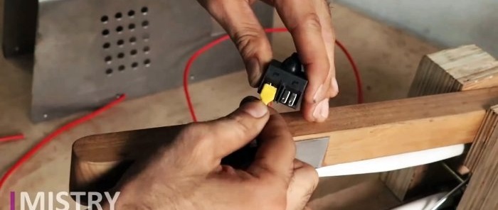 Πώς να φτιάξετε ένα σημείο συγκόλλησης από έναν παλιό μετασχηματιστή μικροκυμάτων