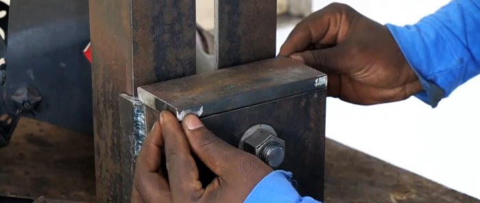 Comment fabriquer un tour à bois à partir d'une meuleuse d'angle