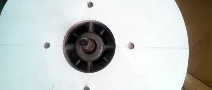 Sådan laver du en radial ventilator til en værkstedshætte af krydsfiner og en vaskemaskinemotor