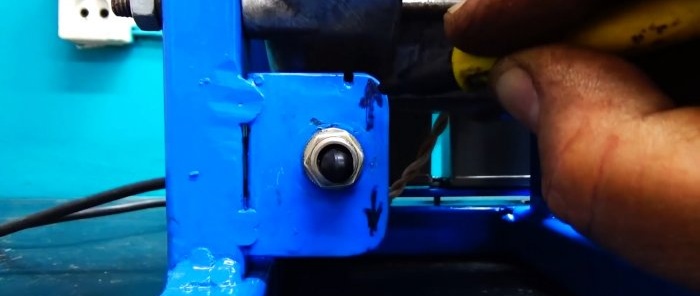 Hogyan készítsünk csiszológépet egy régi lehúzó motorból