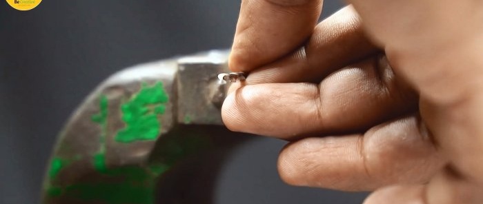 How to drill a bolt straight along without a lathe or drilling machine