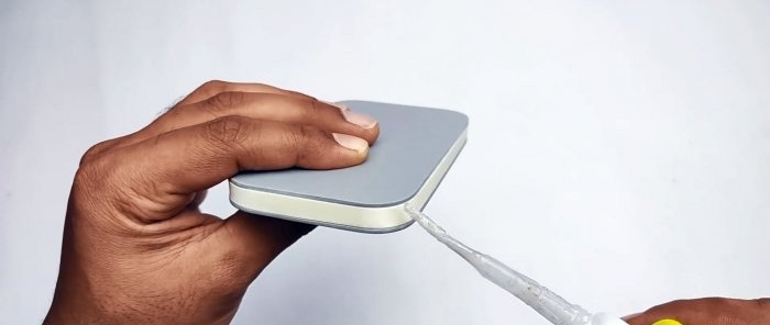 Paano gumawa ng wireless charging para sa isang smartphone