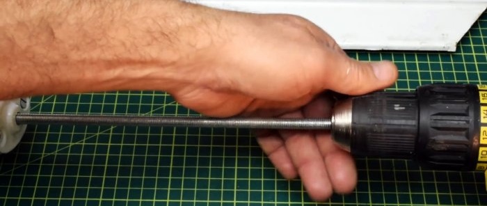 How to make a sealant gun for a screwdriver from a PVC pipe