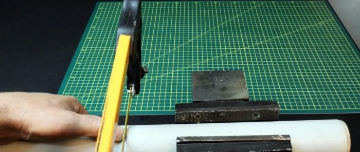 Sådan laver du en tætningspistol til en skruetrækker fra et PVC-rør
