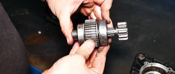 How to make a powerful hydraulic drive from a starter and an oil pump from a tractor