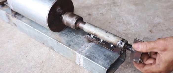 Do-it-yourself tumbling chamber for a drill