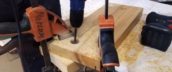 איך לקדוח בעץ עם מקדחה נוצות ללא סתתים