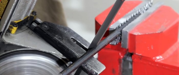 A simple vice design that is easy to repeat with your own hands