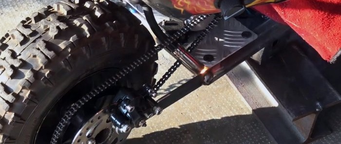 Hoe maak je een onverwoestbare elektrische scooter met een krachtig frame