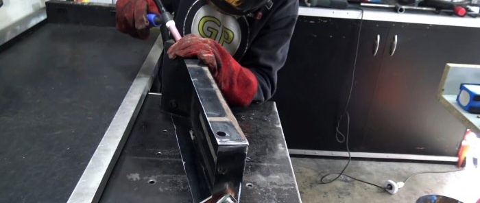 Cómo hacer un patinete eléctrico indestructible con un cuadro potente