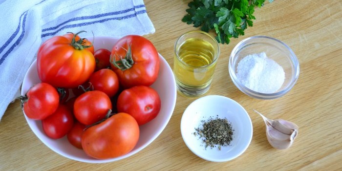 What to do with lots of tomatoes Make sun-dried tomatoes