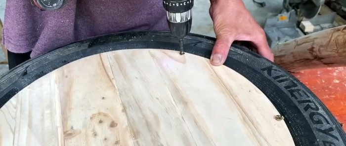 Comment fabriquer une chaise d'extérieur avec de vieux pneus