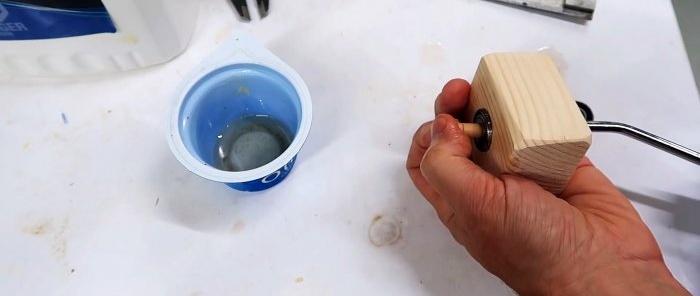 Hur man smörjer ett tätat lager utan demontering