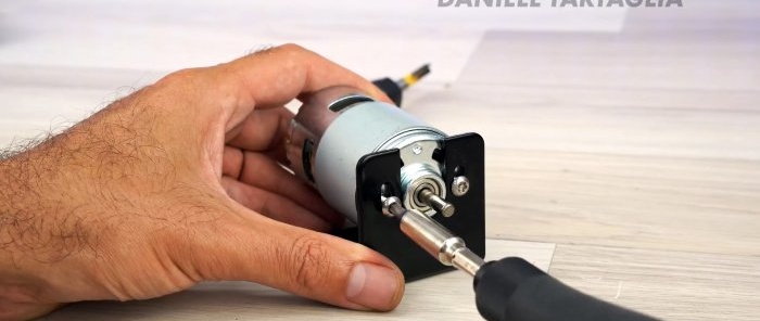 Comment fabriquer un mini routeur avec une alimentation basse tension pour une variété de tâches