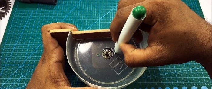 Sierra circular manual de bricolaje para madera hecha de tubos de PVC