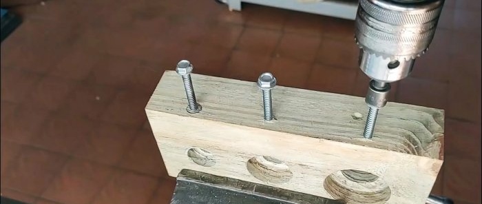 Jak zrobić okrągłe patyczki za pomocą prostego sprzętu DIY