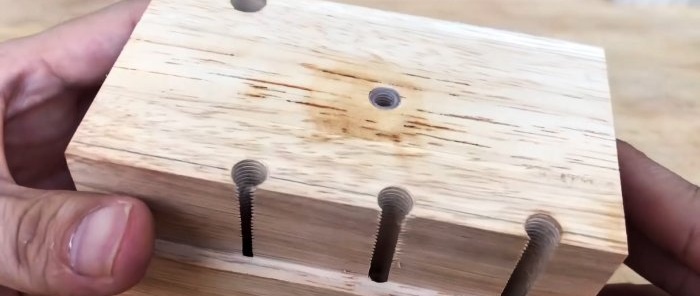 Life hack: dībeļa izgatavošana no karsti kausētas līmes ar vītni koka un betona skrūvei