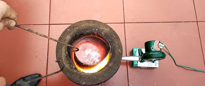 Comment fabriquer un four de fusion d'aluminium simple