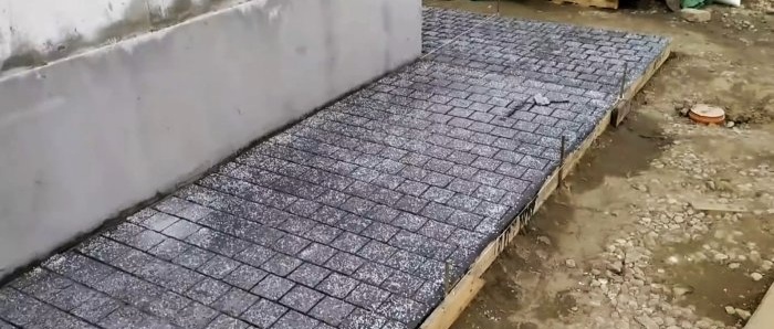 How to make paving slabs cheaply without a vibrating table