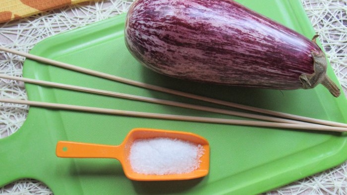 How to dry eggplants without a dryer