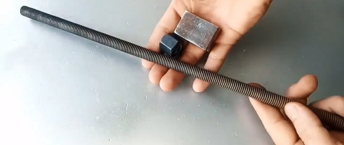 Prensa de sujeción ultrarrápida casera con mecanismo deslizante único
