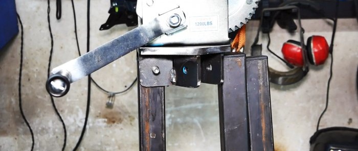 How to make a winch for pulling concrete pillars or large stones out of the ground