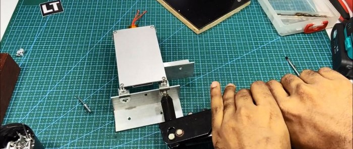How to make a mini station for soldering SMD components without a hair dryer
