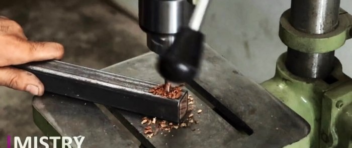 Hoe u met uw eigen handen een duurzame en comfortabele klapstoel kunt maken van eenvoudige materialen