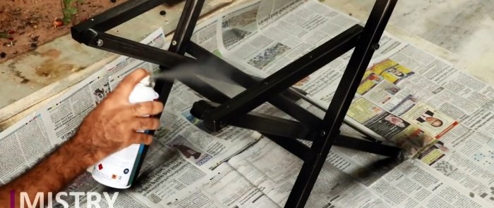 Com fer una cadira plegable duradora i còmoda amb materials senzills amb les vostres pròpies mans