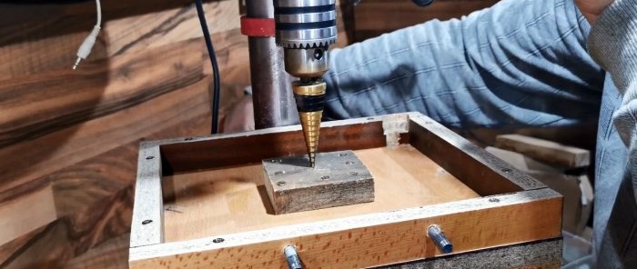 Do-it-yourself grinding thicknesser attachment for a drilling machine