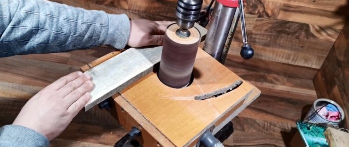 Do-it-yourself-Schleifdickenaufsatz für eine Bohrmaschine