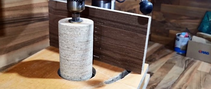 Do-it-yourself-Schleifdickenaufsatz für eine Bohrmaschine