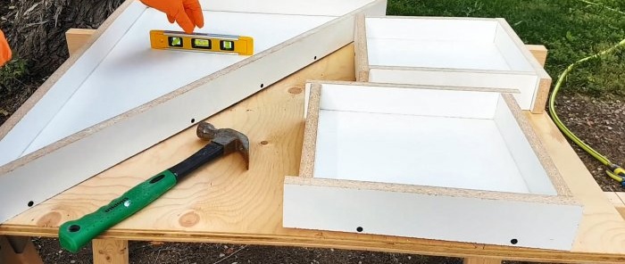 How to make a mold and produce large-format concrete tiles quickly and efficiently