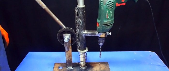 Simpleng chain at star driven drill stand