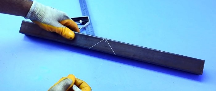 Comment réaliser un raccordement de tubes profilés sans souder à angle droit avec une flèche