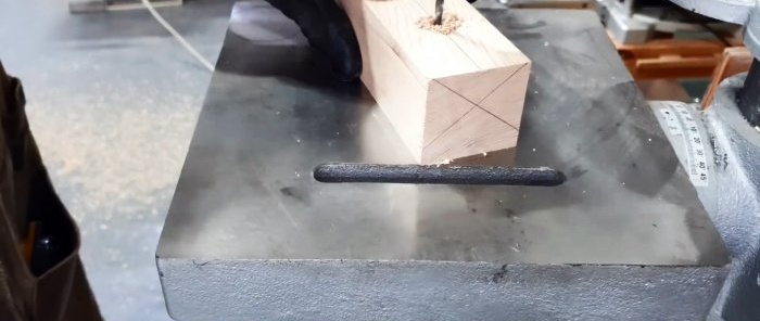 How to sharpen long jointer knives yourself