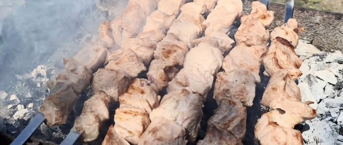 Como preparar shish kebab de acordo com uma receita da URSS