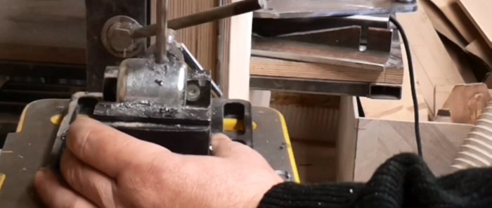 Как да направите шайба за мелница без струг от парче тръба