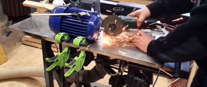 كيفية صنع بكرة للمطحنة بدون مخرطة من قطعة أنبوب