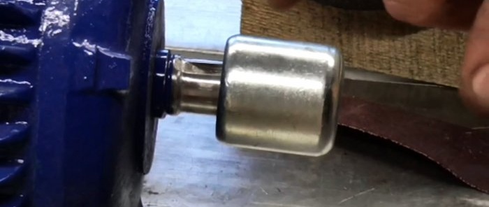 Kako napraviti remenicu za brusilicu bez struga od komada cijevi