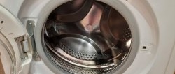 Does your laundry smell musty after washing? Check the drain