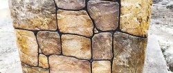 Cómo hacer una elegante decoración de piedra con adhesivo para azulejos