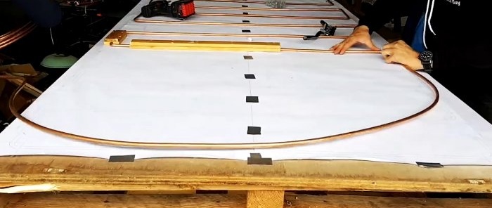 Making a high-efficiency solar water heater with a power of 1600 W