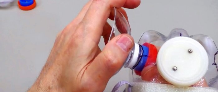 Högkvalitativ gör-det-själv-respirator tillverkad av PET-flaskor
