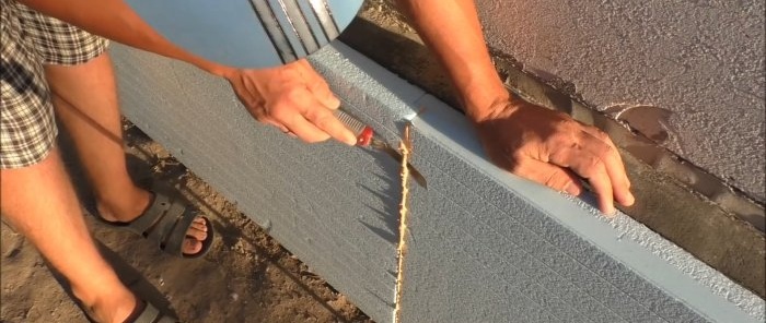 How to reliably and permanently insulate the foundation and plinth with available materials