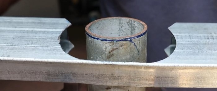 How to simply cut and reliably connect a round and a profile pipe and two profile pipes with your own hands